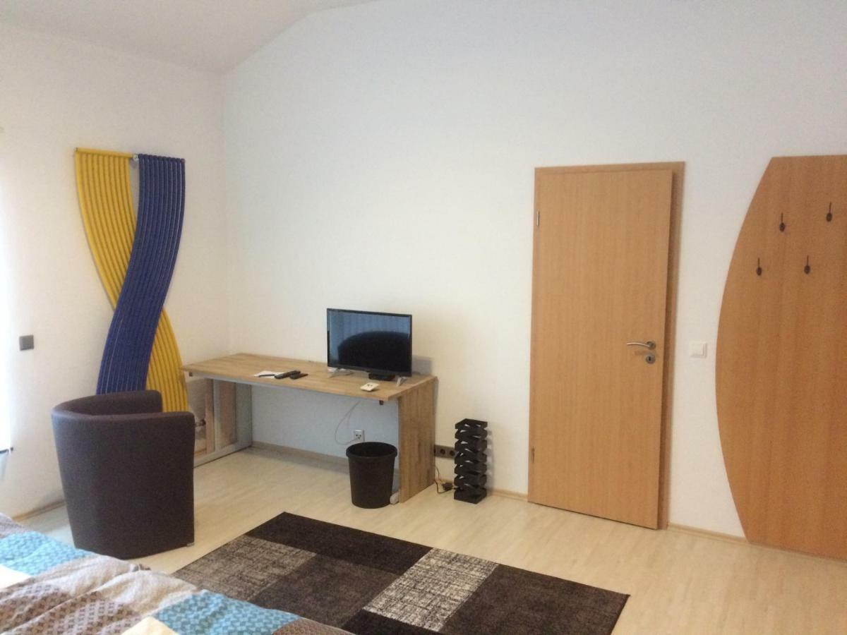 Pension Am Roemerhof Münzenberg Dış mekan fotoğraf